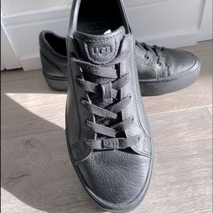 Ugg Sneakers in Black Leather
